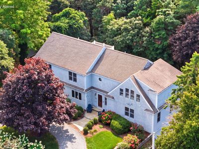 20 Circle Drive