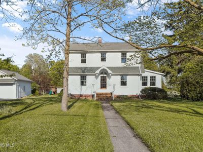 Property at 915 Washington St, Genoa, OH