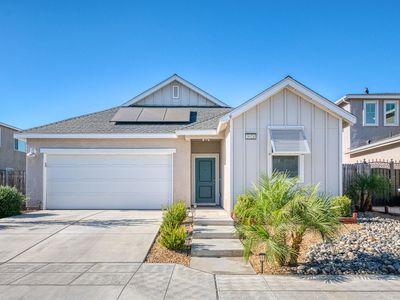 5924 W Laguna Ave