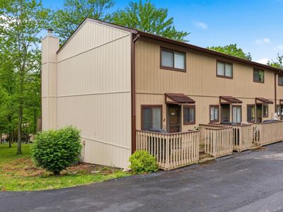 1011 Hancock Cir #7