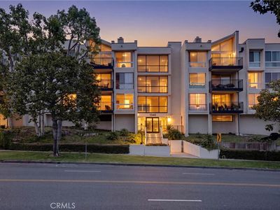 1340 S Beverly Glen Blvd APT 211