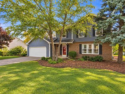 Property at 1320 Spring Hill Dr, Algonquin, IL