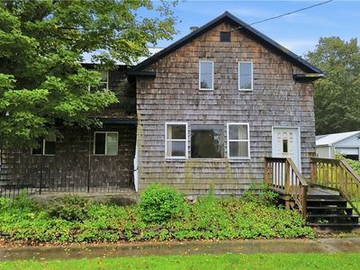 132 Broad St