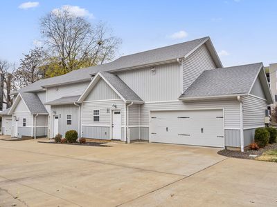 311 S Hampton Avenue