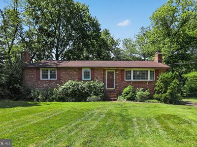 136 Kingston Dr