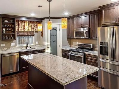 1235 W Tammy Cir