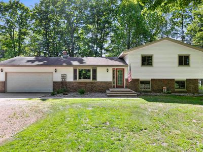 759 Hemlock Dr