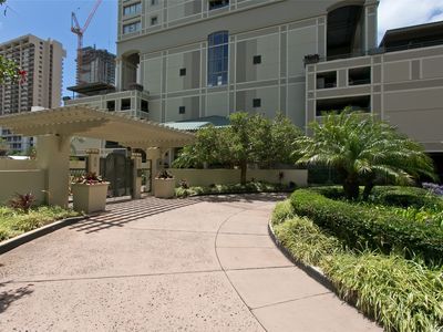 421 Olohana St APT 904