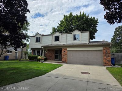 29443 W Nottingham Cir