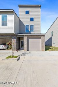 500 Highland Oaks Ln