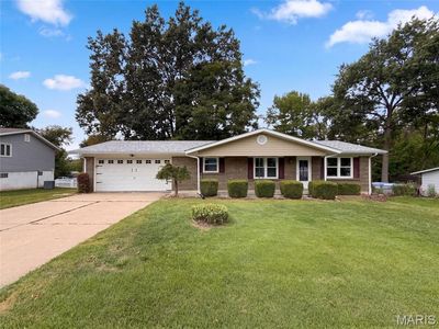 1621 Christy Dr