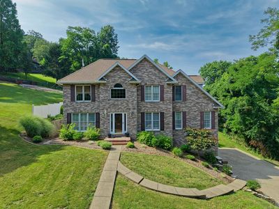 435 Edgewood Terrace