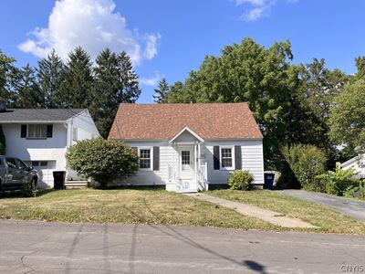 228 Armstrong Pl