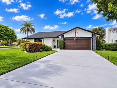 7007 NW 40TH Place