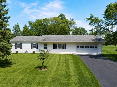 Property at 16 Keli Dr, Waterloo, NY