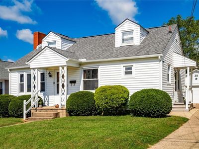 921 Lindbergh Ave
