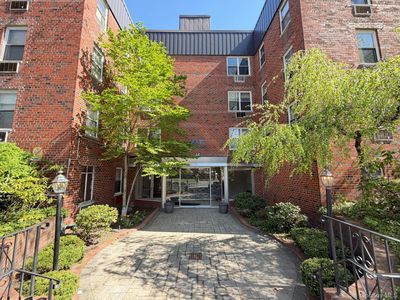 Property at 185 S Middle Neck Road #3C, Great Neck, NY