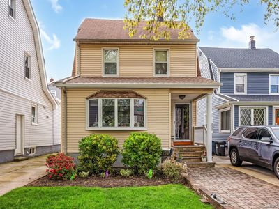 88-68 Commonwealth Boulevard