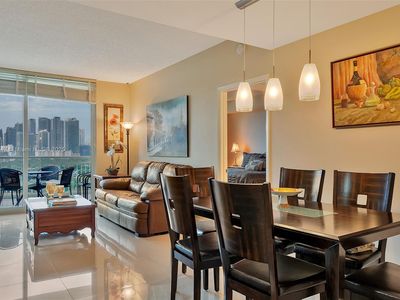 2475 Brickell Ave APT 1404