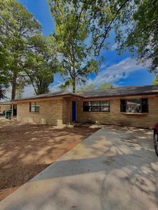 6916 Cloverdale Dr