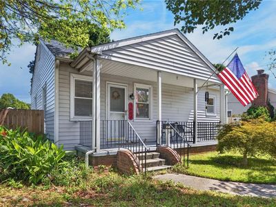 3608 Essex Cir