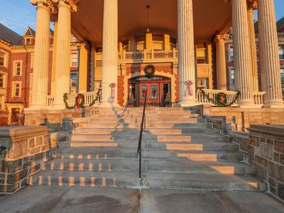 15 Mount Saint Marys Way #112