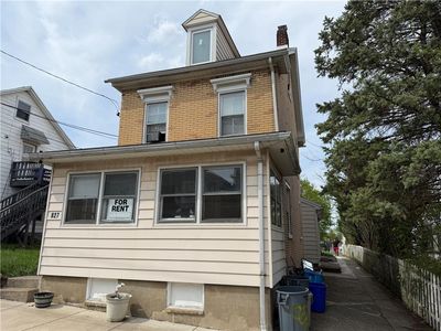 827 W Milton St