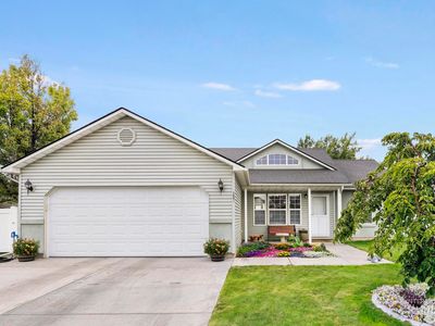 1327 Cody Ct
