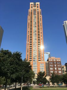 1160 S Michigan Ave APT 1406