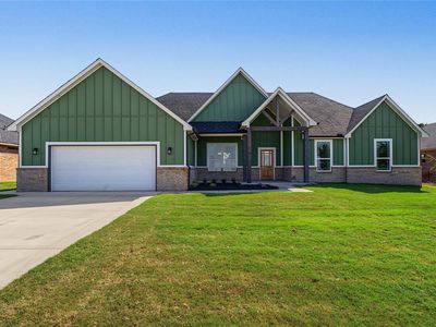 2000 Castle Dr