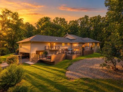 625 Echo Valley Dr