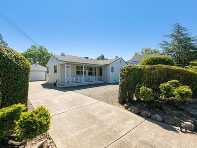 1200 Dutton Avenue