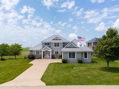 Property at 1260 Ivan Ln, West Liberty, IA