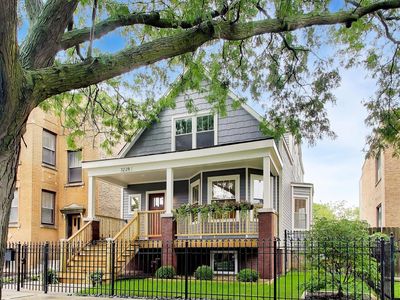 3228 W Warner Ave