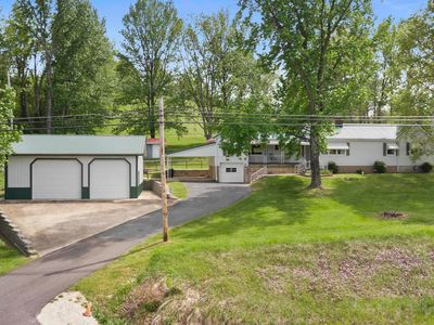 1318 Cannonsburg Rd