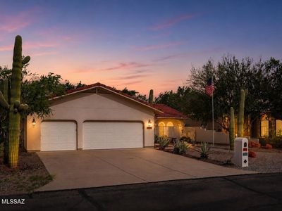 8690 N Maya Ct