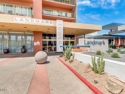 4750 N CENTRAL Avenue #8L