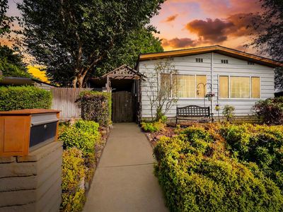5332 Crystal Springs Dr