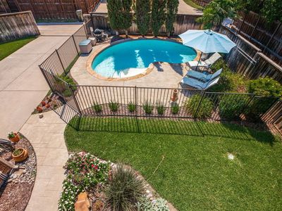 8101 Alderwood Dr