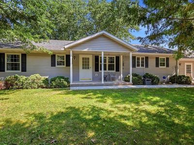 9800 & 9801 Cedar St