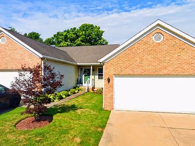 3198 Mariners Island Dr NW