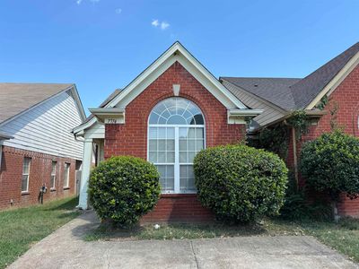 7774 Lipscomb Dr