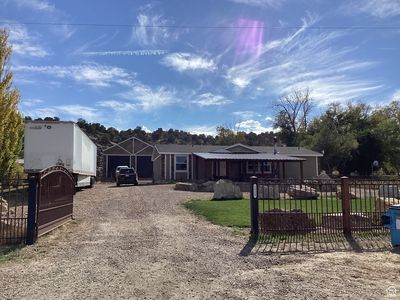 1528 E Valley View Dr