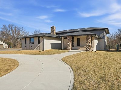 10043 Twin Creek Blvd