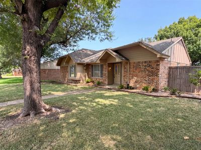 2739 April Hill Ln