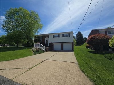 103 Castle Dr