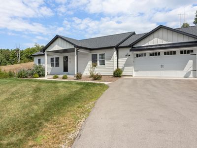 5905 Bunker Hill Rd