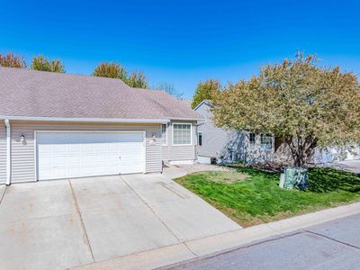1020 Primrose Ln