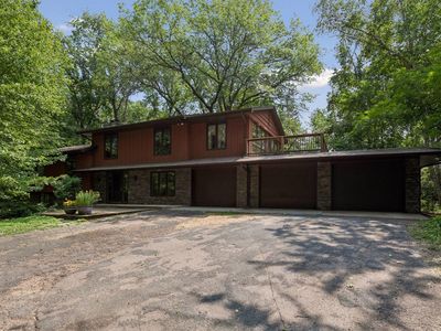 34 N Oaks Rd