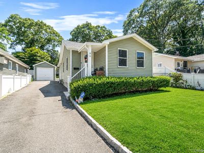 Property at 86 Eastview Road, Lake Ronkonkoma, NY